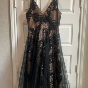Dress the Population Black and Tan Wedding Dress